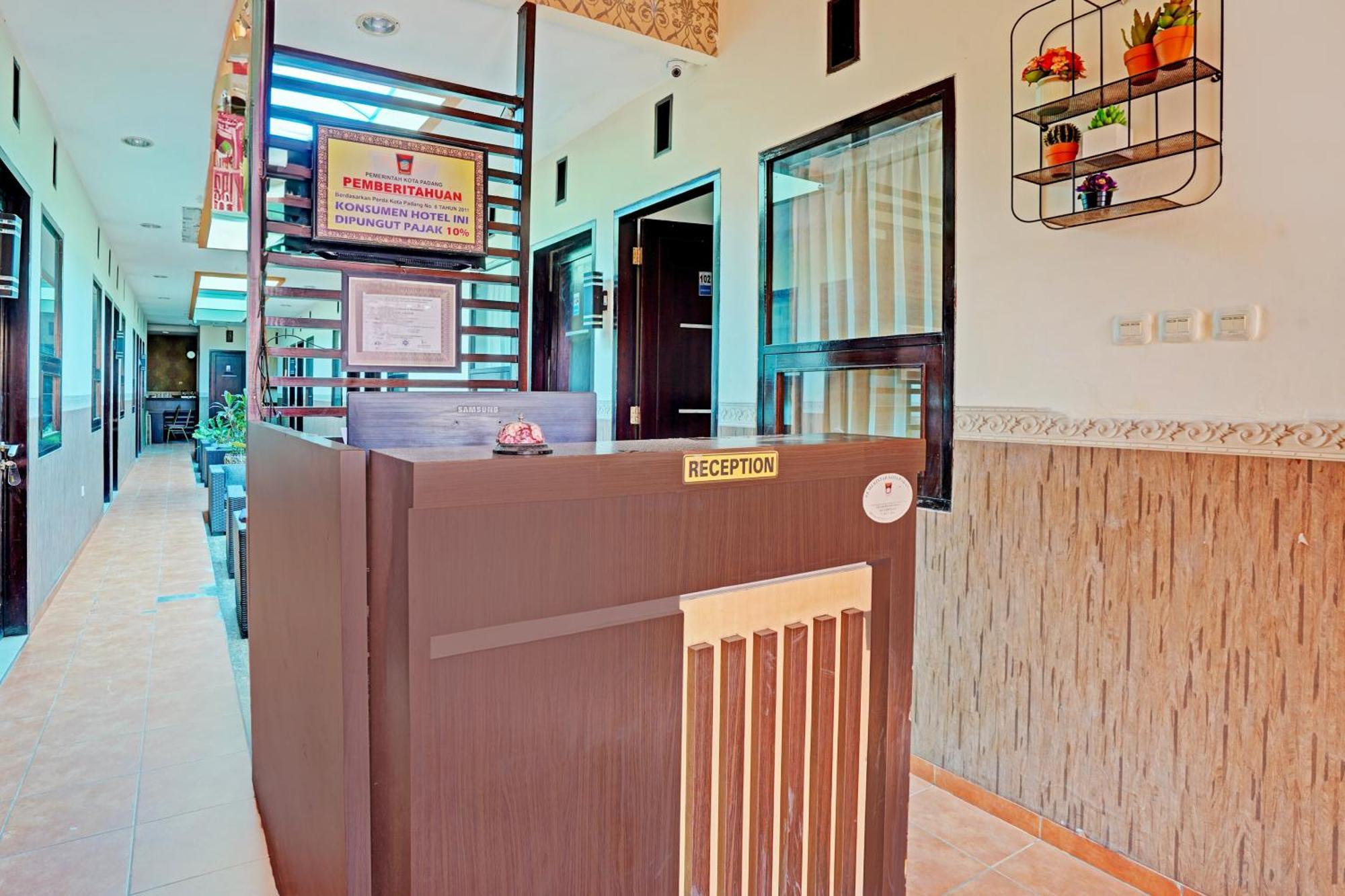 Hotel O Padang City Center Near Pantai Padang Formerly D'Dhave Hotel מראה חיצוני תמונה